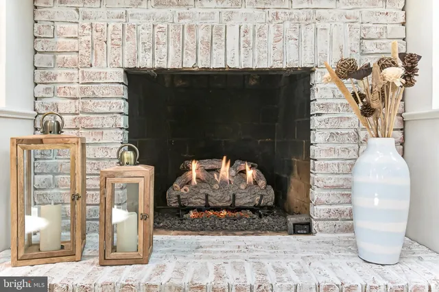 $990,000 | 6226 Point Court, Centreville, VA 20120