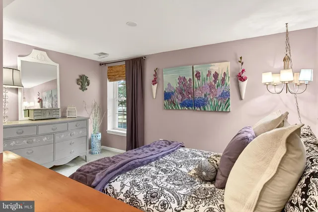 $990,000 | 6226 Point Court, Centreville, VA 20120