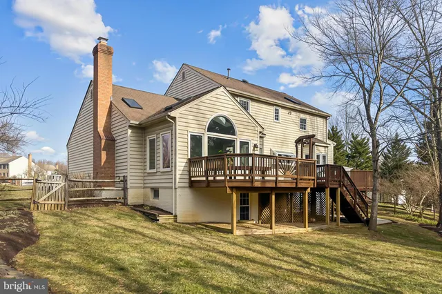 $990,000 | 6226 Point Court, Centreville, VA 20120