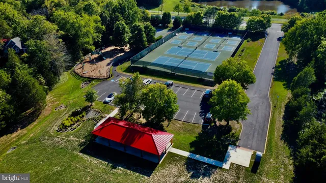 $990,000 | 6226 Point Court, Centreville, VA 20120