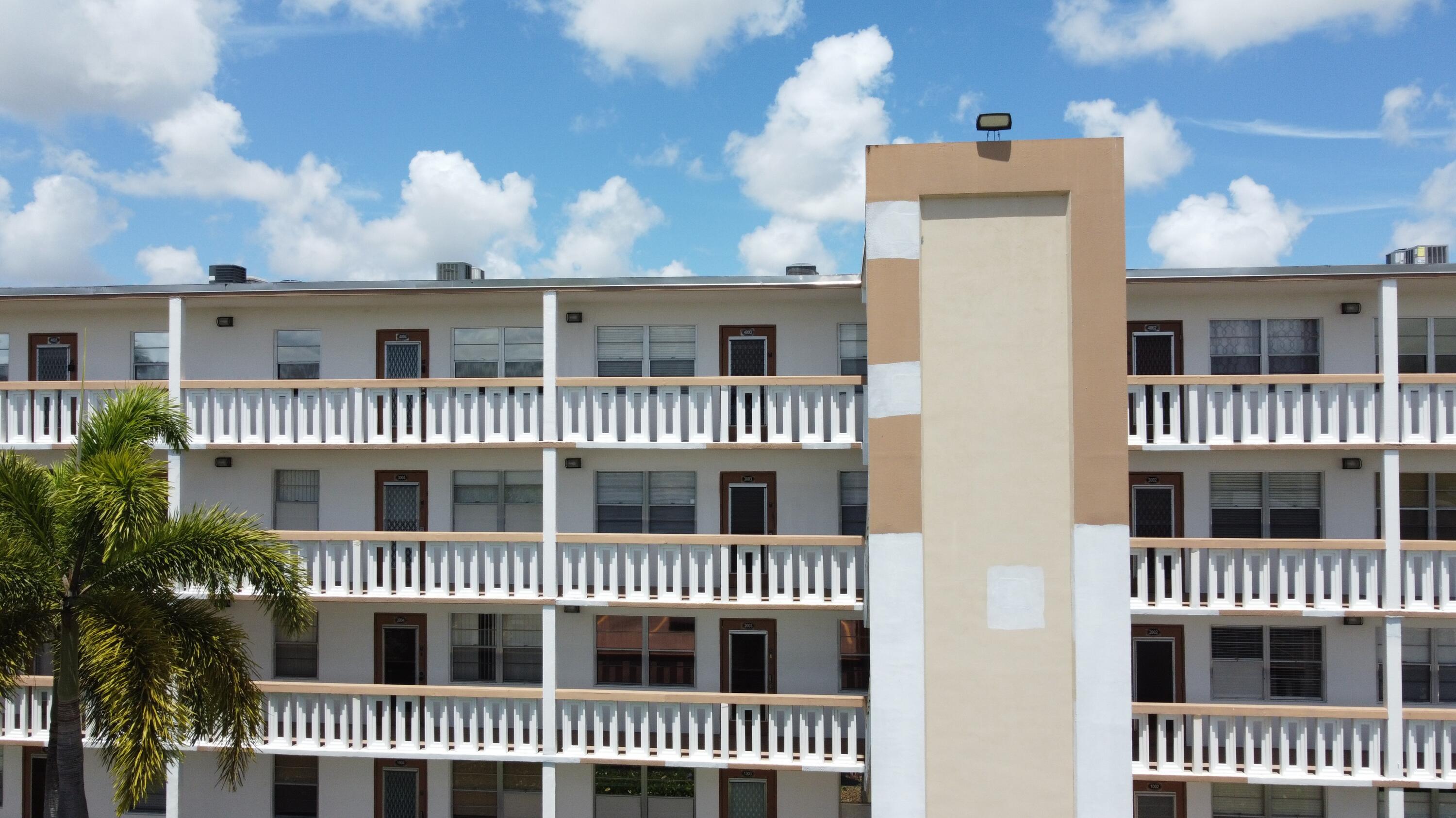 4007 Cornwall East, Unit 4007 Boca Raton, FL 33434 - Photo 18 of 35 Cornwall A