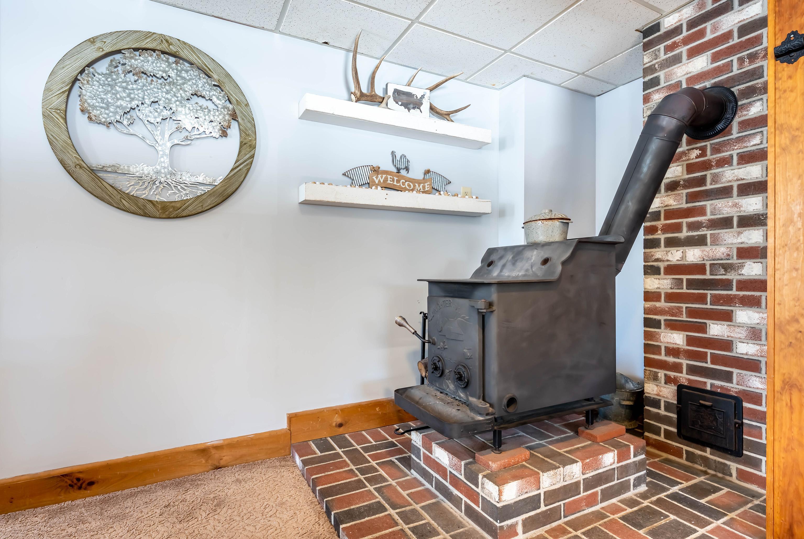 50 Conleys Grove Road Derry, NH 03038 - Photo 20 of 33