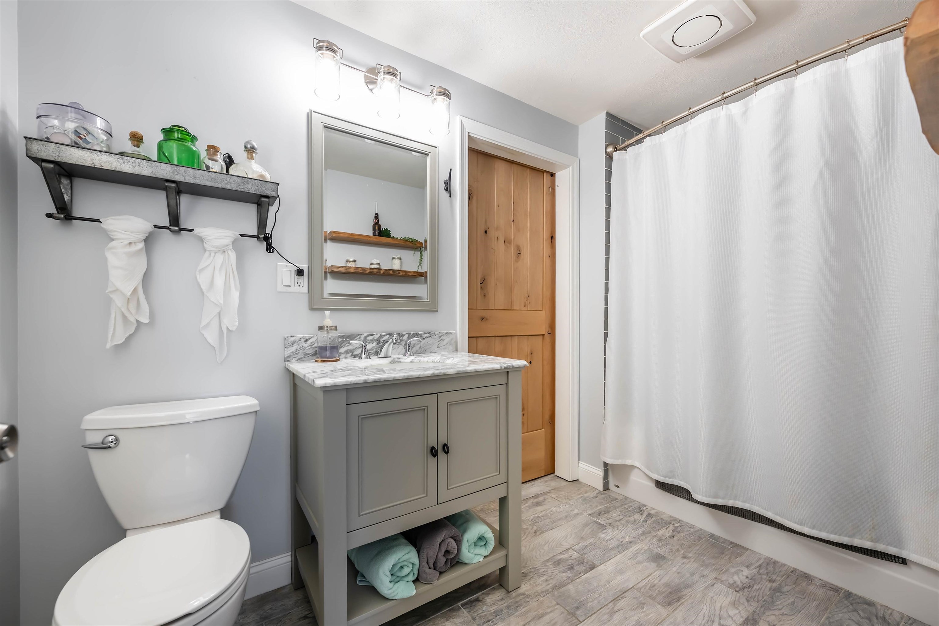 50 Conleys Grove Road Derry, NH 03038 - Photo 23 of 33