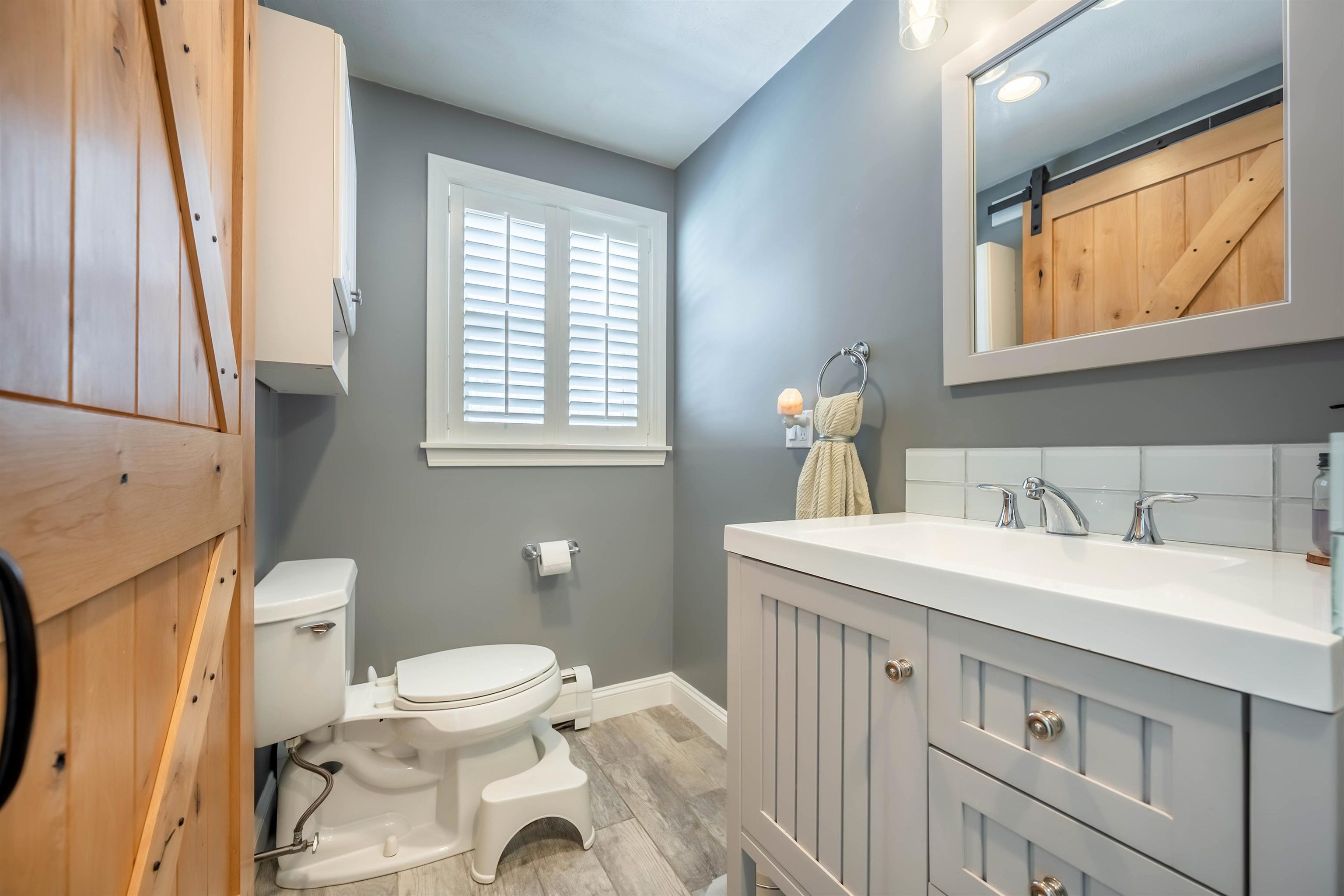 50 Conleys Grove Road Derry, NH 03038 - Photo 8 of 33