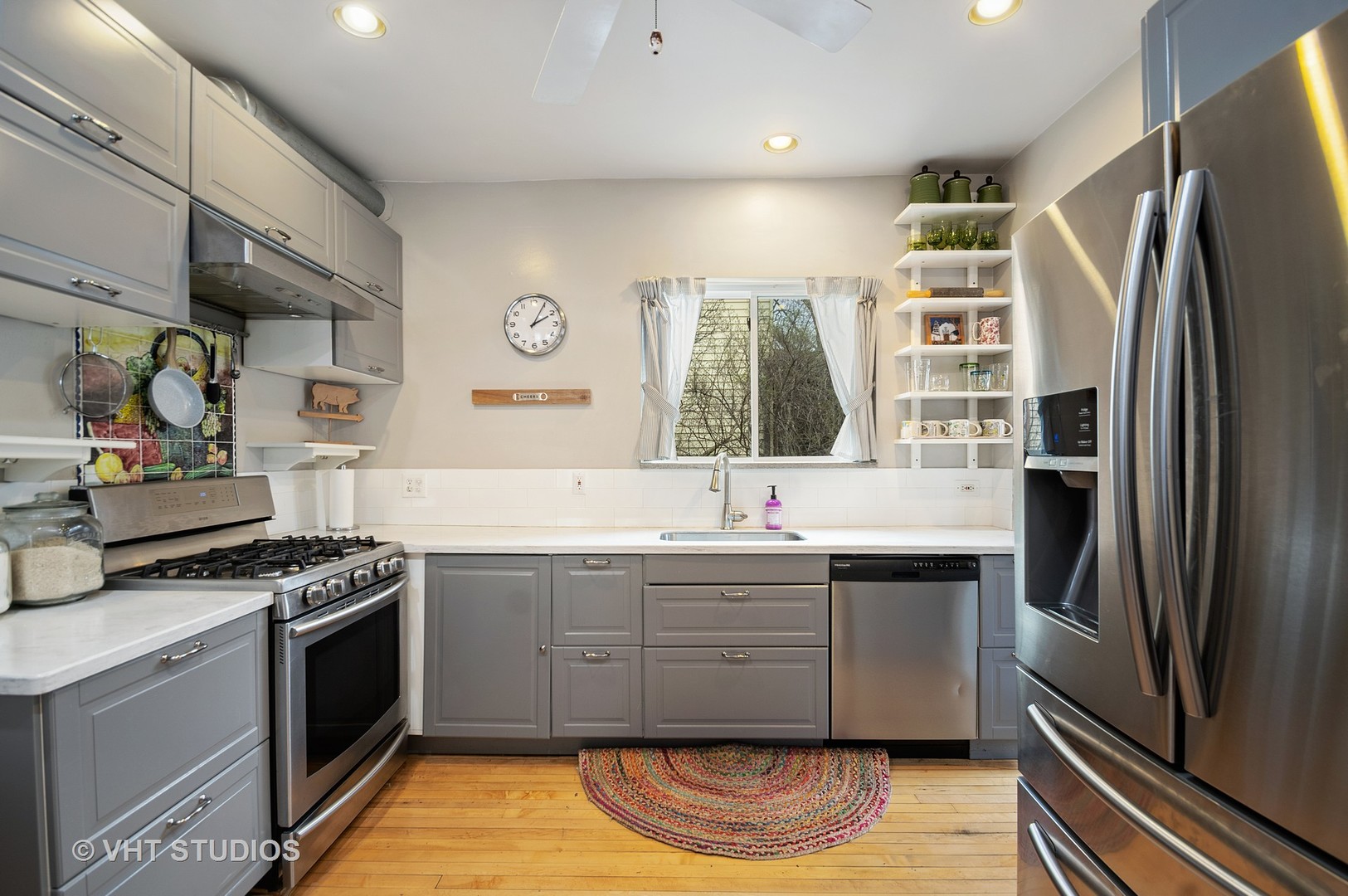 3751 North Ridgeway Avenue Chicago, IL 60618 - Photo 6 of 19