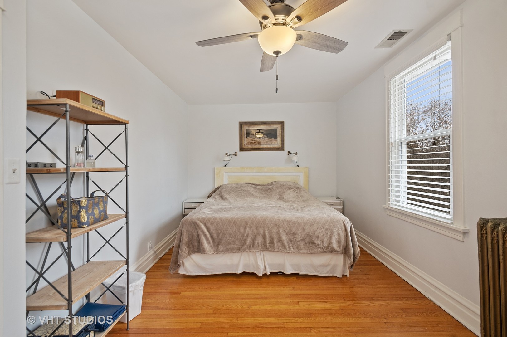 3751 North Ridgeway Avenue Chicago, IL 60618 - Photo 10 of 19