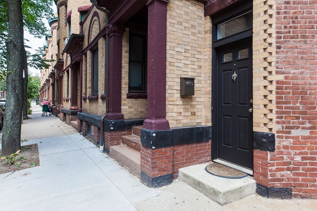 30 Edgerly Road, Unit 1 Boston, MA 02115 - Photo 10 of 11 Gallery Image 10