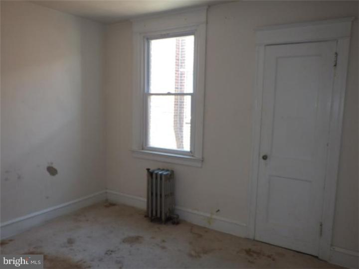 505 Holly Road Lansdowne, PA 19050 - Photo 9 of 13