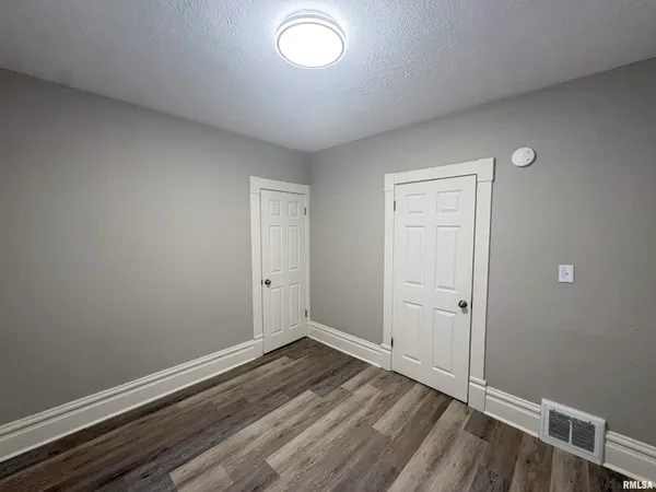 $69,900 | 314 East Archer Avenue, Peoria, IL 61603