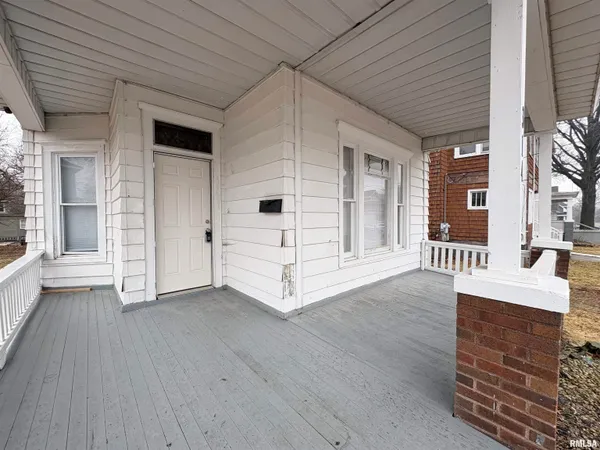 $69,900 | 314 East Archer Avenue, Peoria, IL 61603