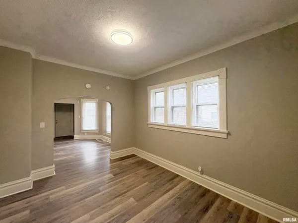 $69,900 | 314 East Archer Avenue, Peoria, IL 61603