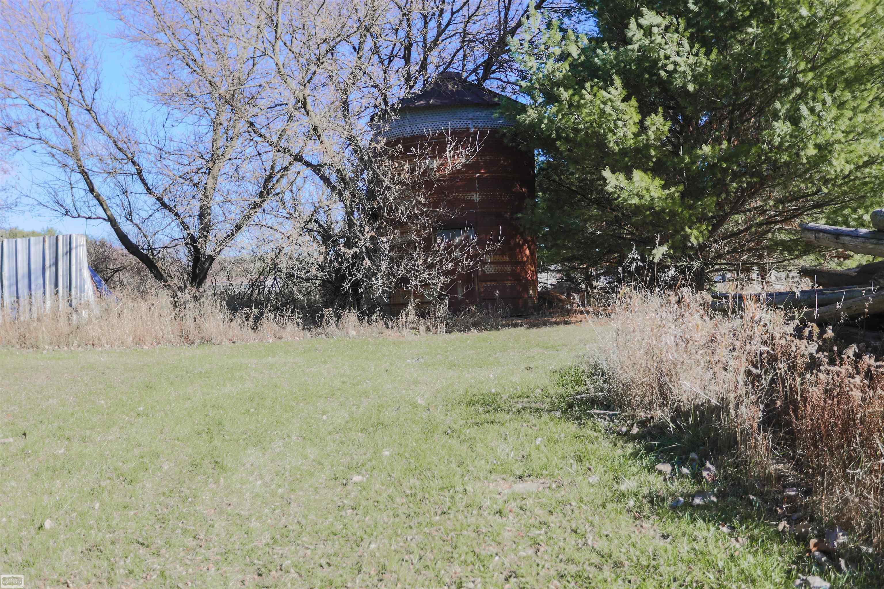 13582 Sullivan Road Capac, MI 48014 - Photo 33 of 37 Gallery Image 33