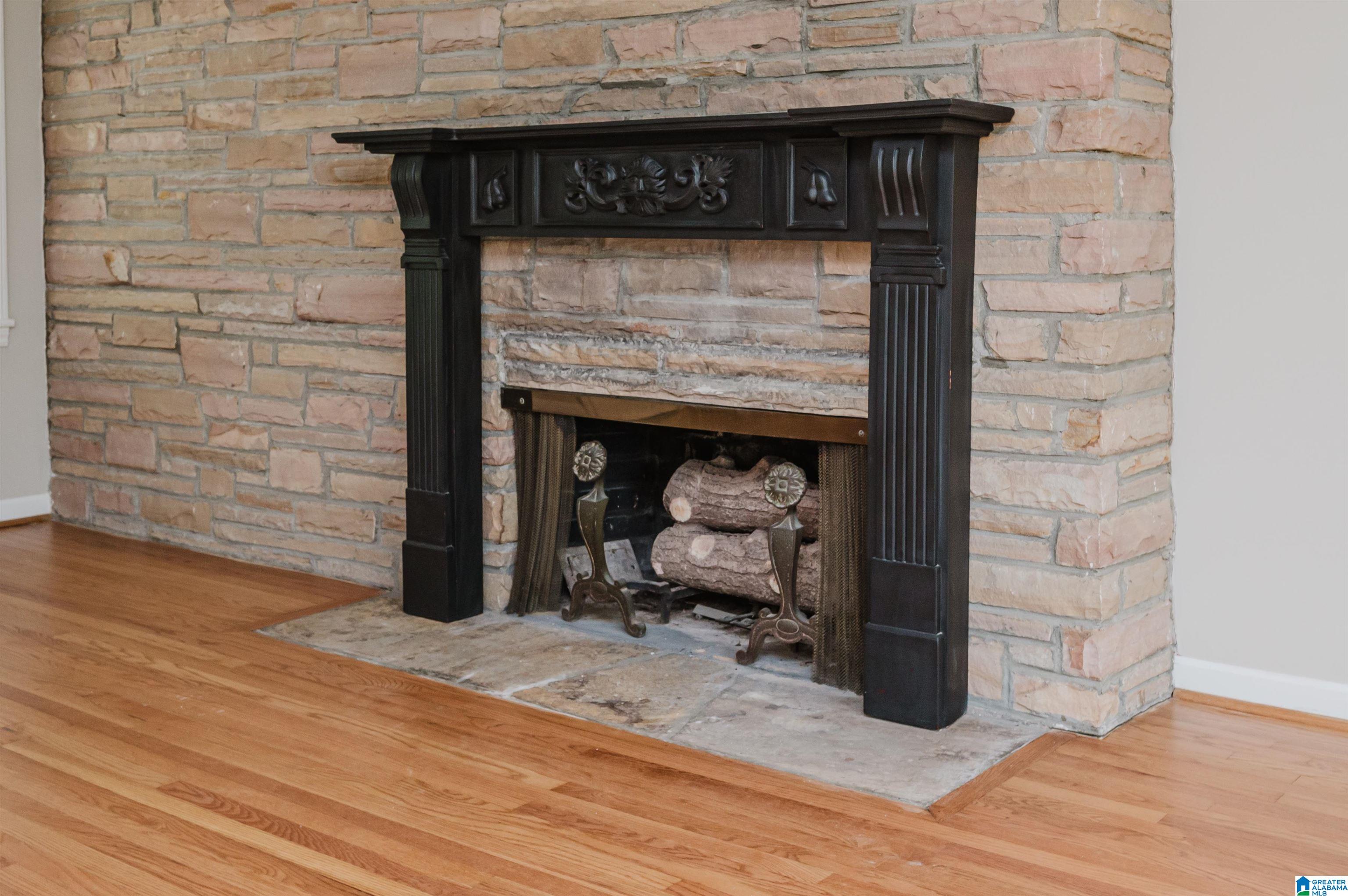 1615 Ridge Road Birmingham, AL 35209 - Photo 5 of 26