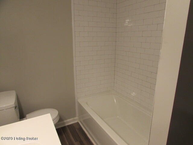 4492 Jackson Road Eminence, KY 40019 - Photo 10 of 29 Bathtub