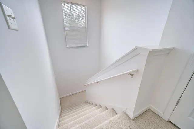 $284,900 | 2488 South Lakeview Drive, Crestview, FL 32536