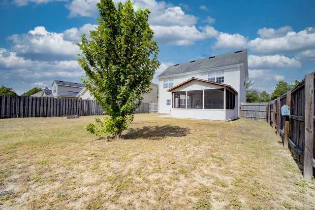 $284,900 | 2488 South Lakeview Drive, Crestview, FL 32536