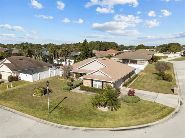 $392,000 | 1585 Doves View Circle, Auburndale, FL 33823