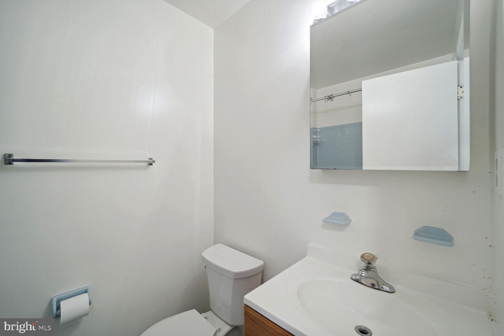 8105 Johnsam Road Clinton, MD 20735 - Photo 18 of 22 Full Bath