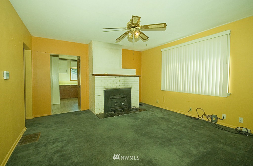16812 Military Road South SeaTac, WA 98188 - Photo 5 of 9 Gallery Image 5