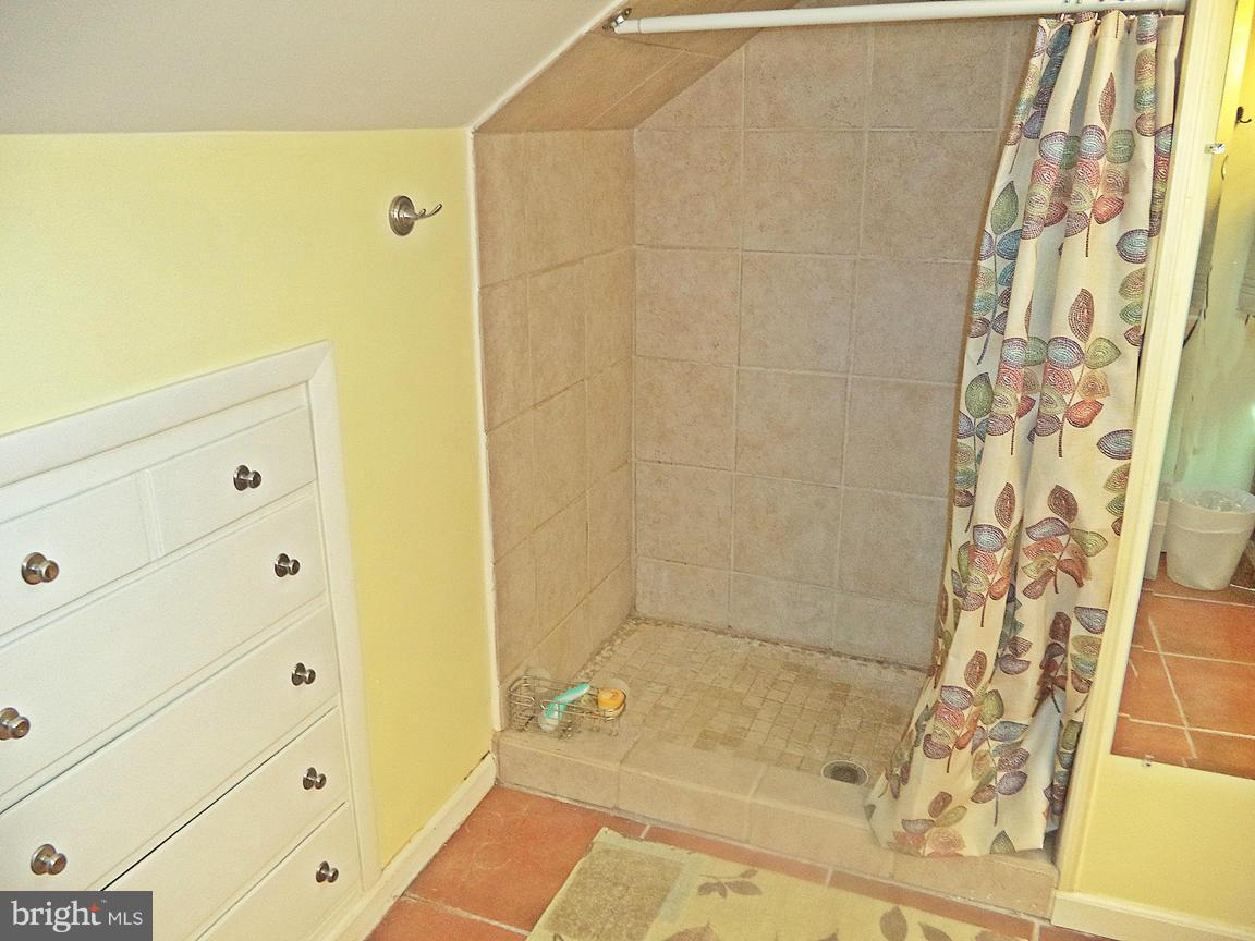 12714 Holdridge Road Silver Spring, MD 20906 - Photo 21 of 30 BuiltIn STORAGE, Sep. SHOWER TOO !