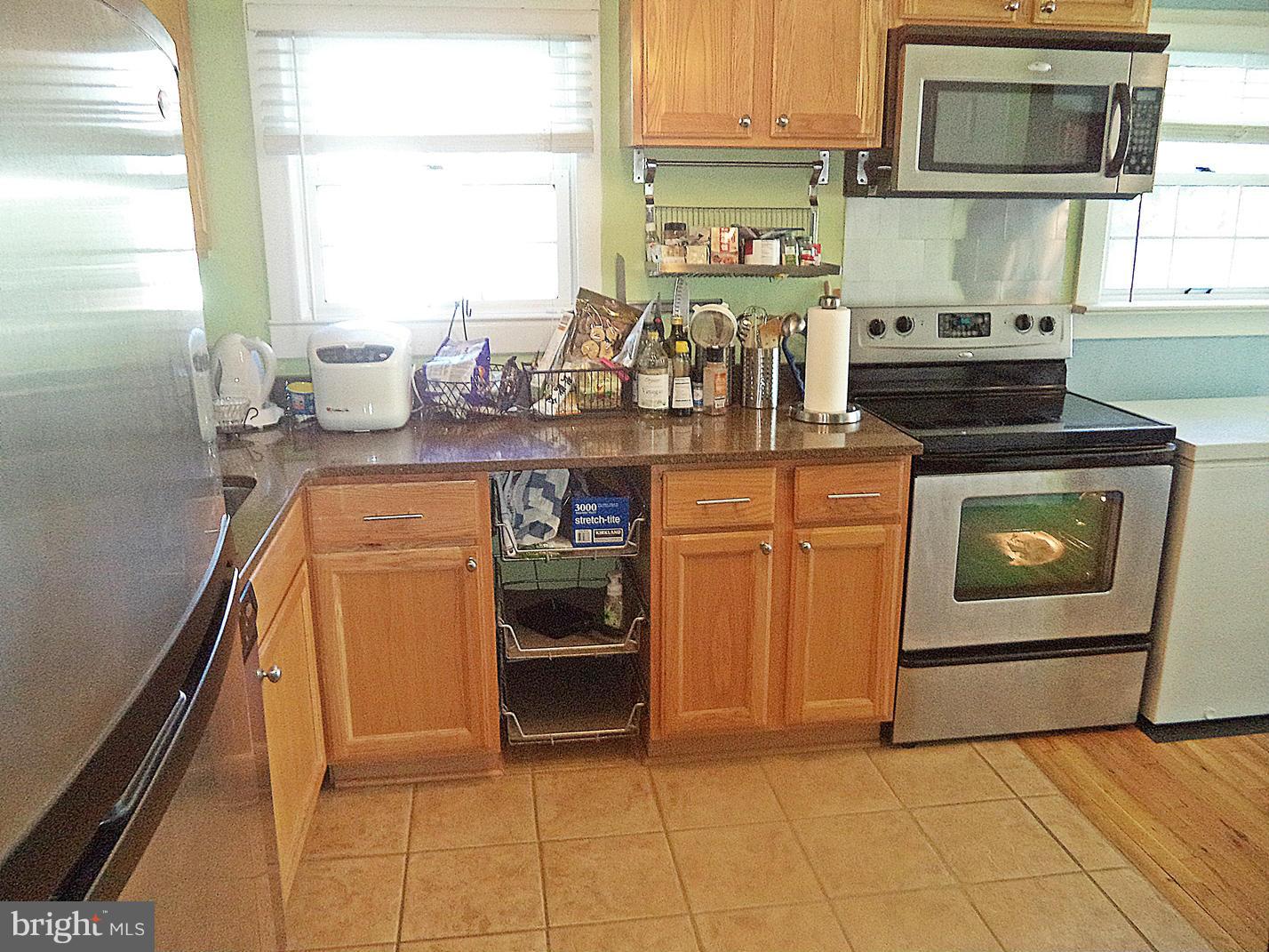 12714 Holdridge Road Silver Spring, MD 20906 - Photo 7 of 30 Light-Filled Kitchen, Specialty Lighting !