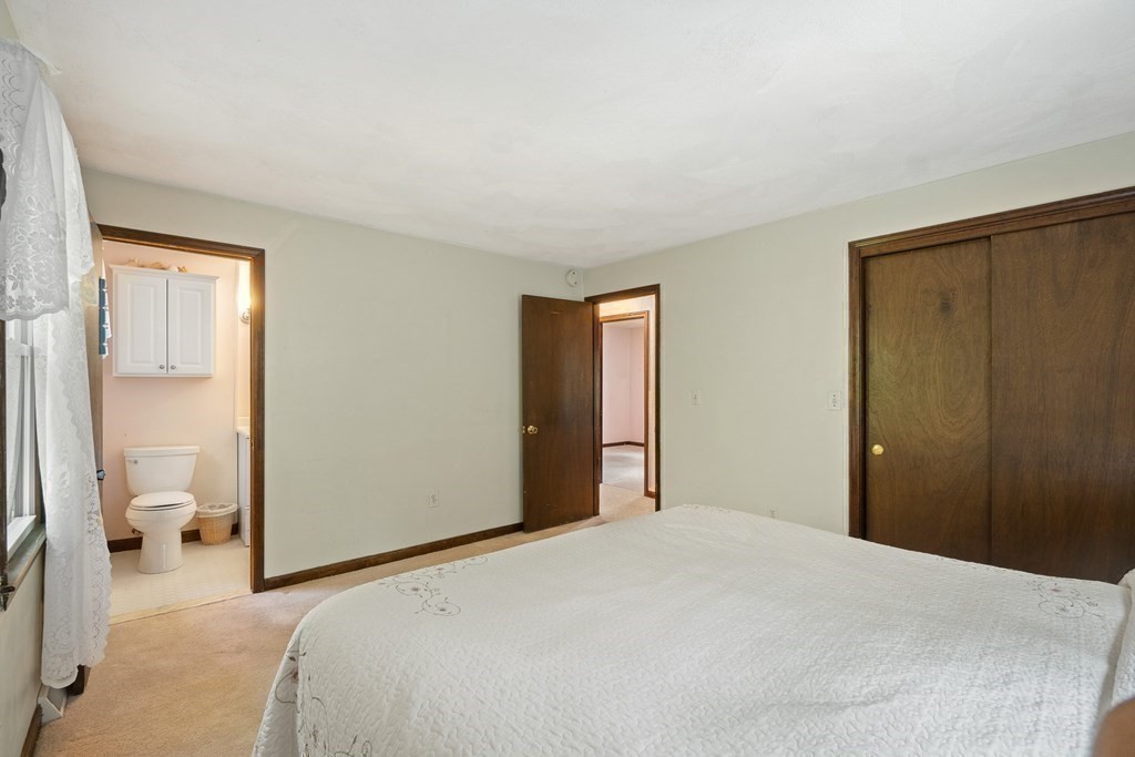 20 Edwards Road Foxboro, MA 02035 - Photo 20 of 38 Gallery Image 20