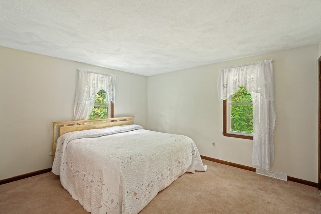 20 Edwards Road Foxboro, MA 02035 - Photo 21 of 38 Gallery Image 21