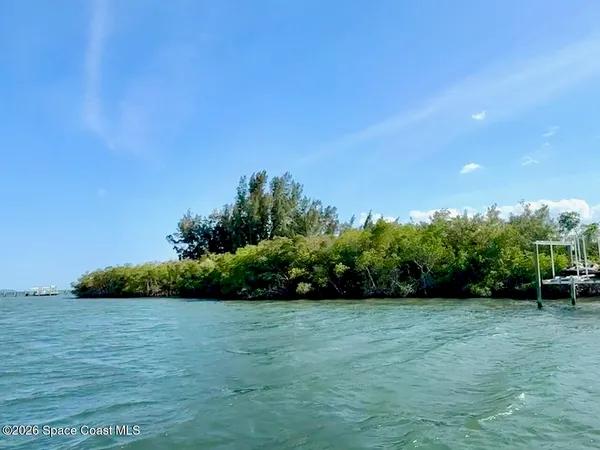 $399,000 | 4 Grant Island, Grant Valkaria, FL 32949