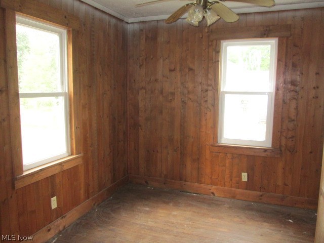1079 Niles Vienna Road Vienna, OH 44473 - Photo 5 of 9 Gallery Image 5