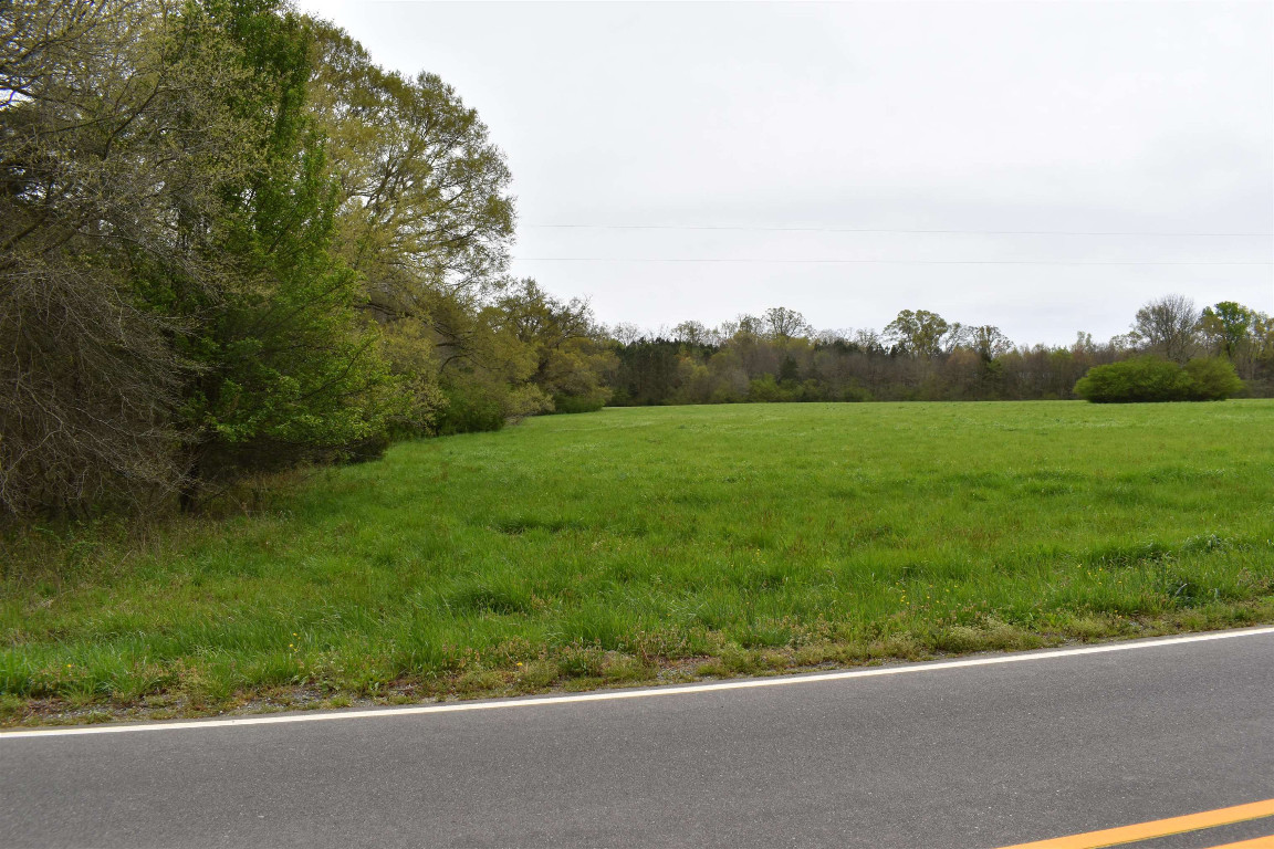 1076 Tom Stevens Road Siler City, NC 27344 - Photo 12 of 24 Gallery Image 12
