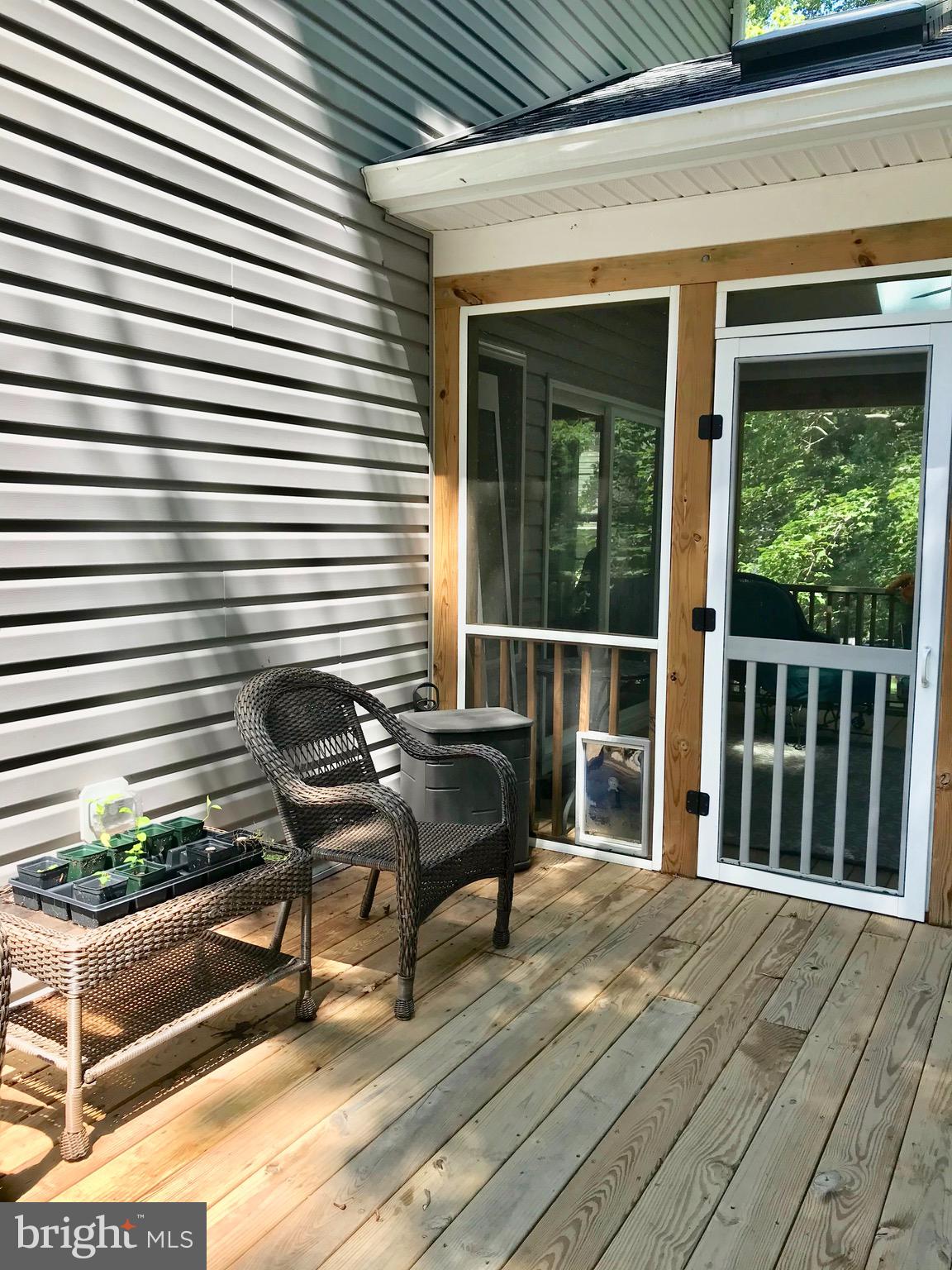 3231 Magnolia Ridge Road Annapolis, MD 21403 - Photo 13 of 41 Multiple levels of out door space