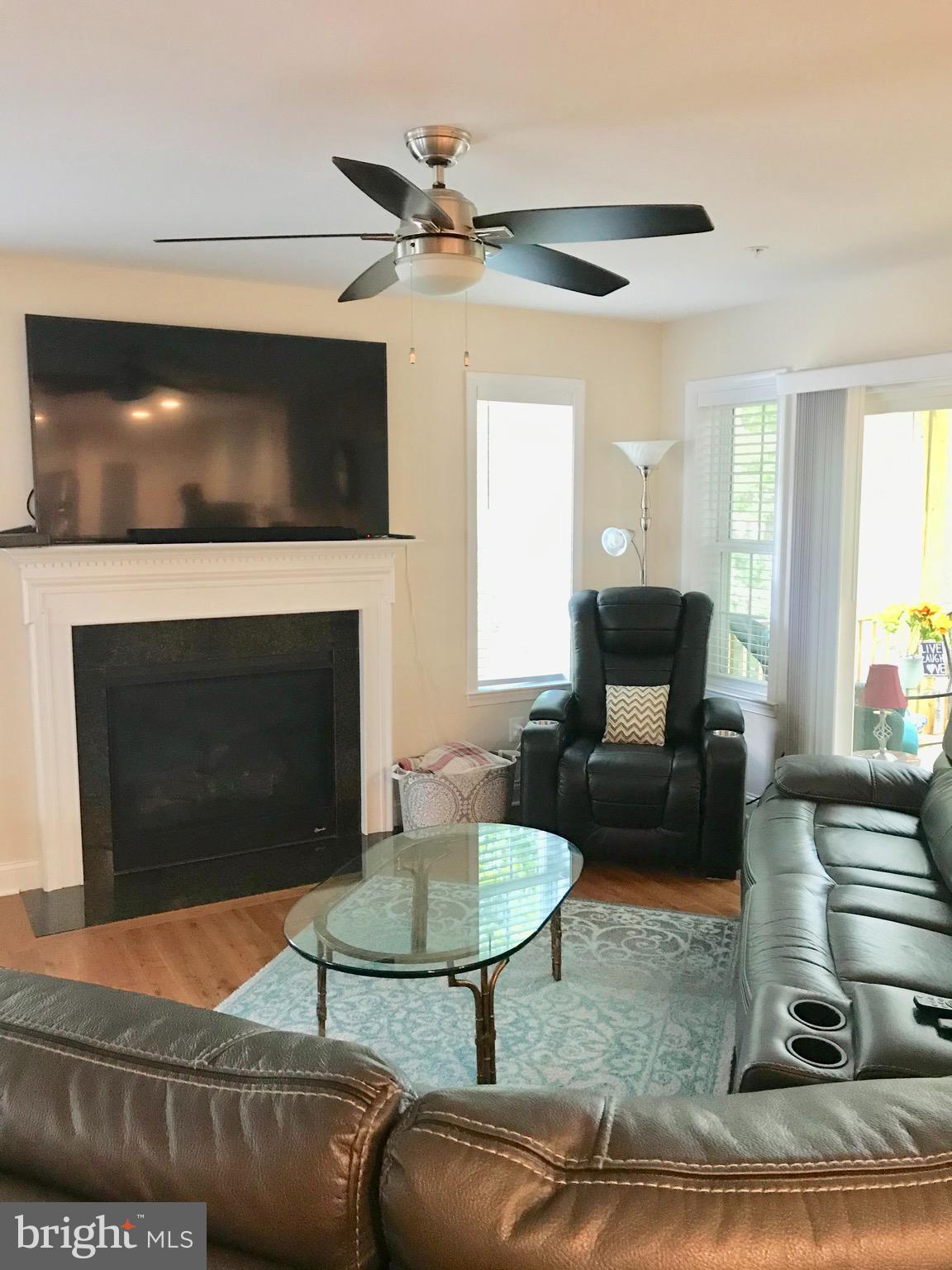 3231 Magnolia Ridge Road Annapolis, MD 21403 - Photo 5 of 41 Family room off kitchen open to dining, and porch