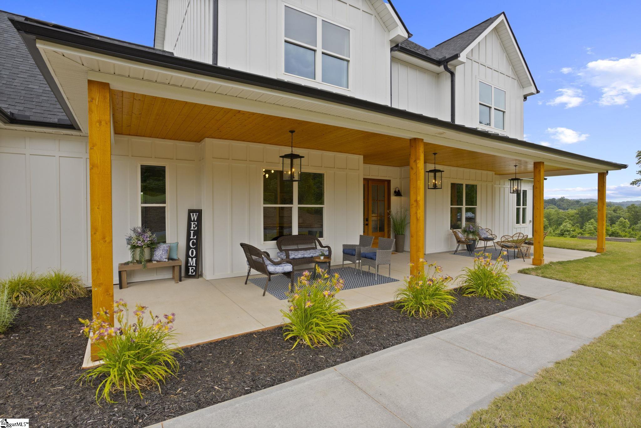 6850 Mountain View Road Taylors, SC 29687 - Photo 8 of 50 Gallery Image 8