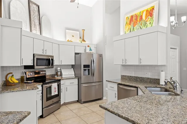 $575,000 | 3734 Thornbush Lane, New Port Richey, FL 34655