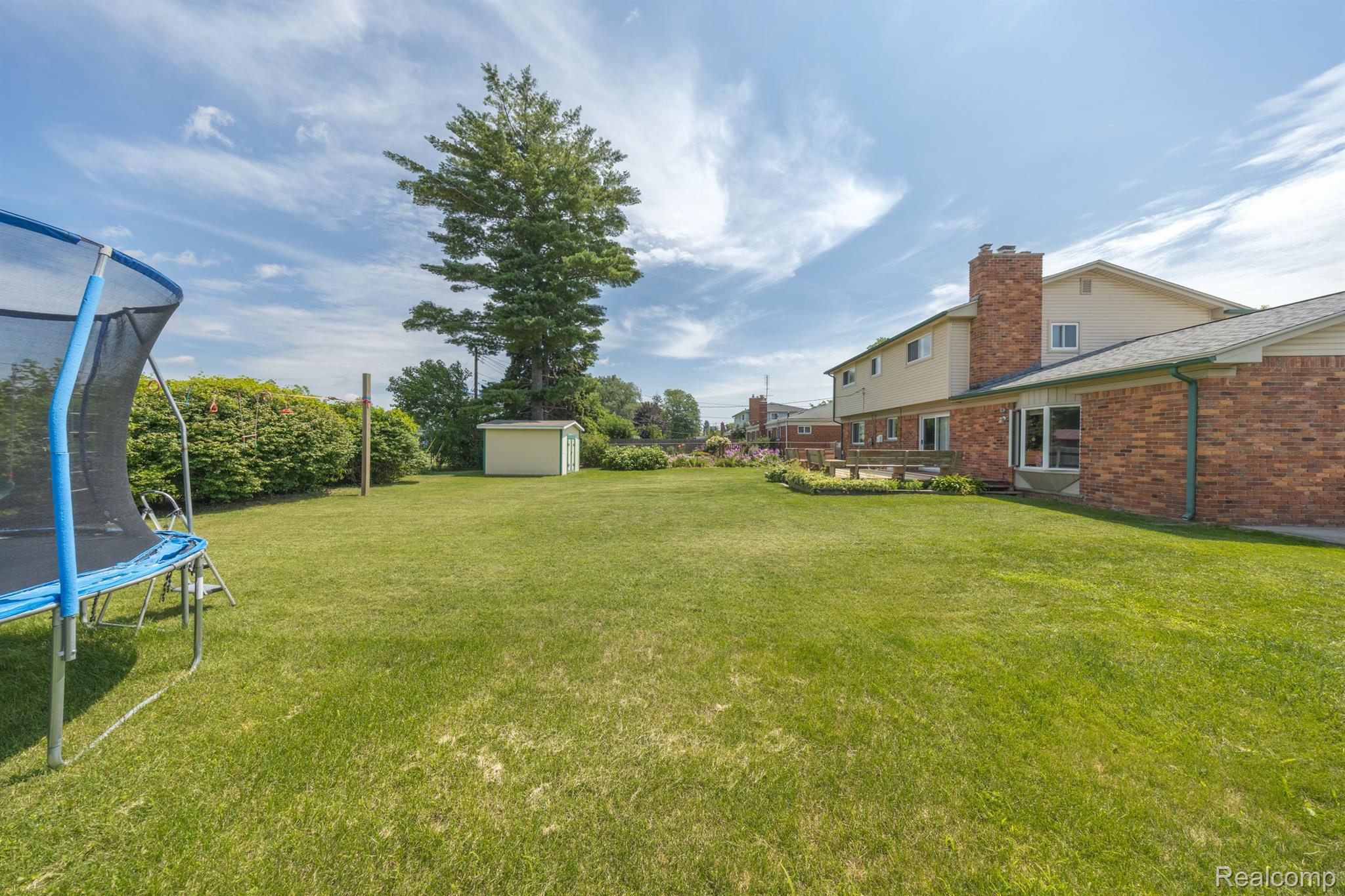 2315 Edwin Warren, MI 48092 - Photo 33 of 40
