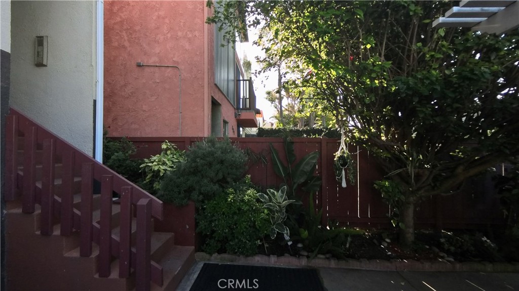 124 Buccaneer Street, Unit 1 Marina del Rey, CA 90292 - Photo 34 of 41