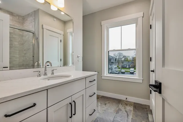 $1,450,000 | 22 Little Bay Drive, Dover, NH 03820