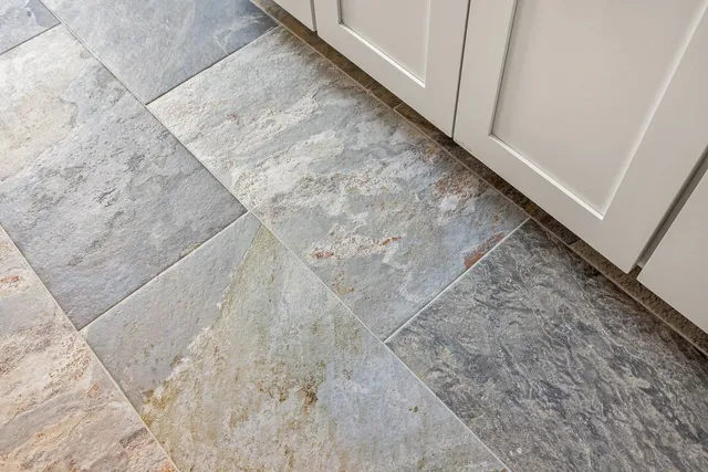 $1,450,000 | 22 Little Bay Drive, Dover, NH 03820