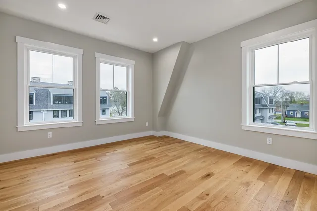 $1,450,000 | 22 Little Bay Drive, Dover, NH 03820