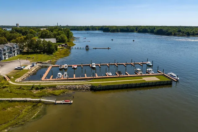 $1,450,000 | 22 Little Bay Drive, Dover, NH 03820