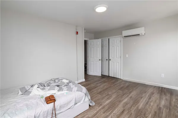 $2,000 | 121 Tell Street, Unit 3F, Providence, RI 02909
