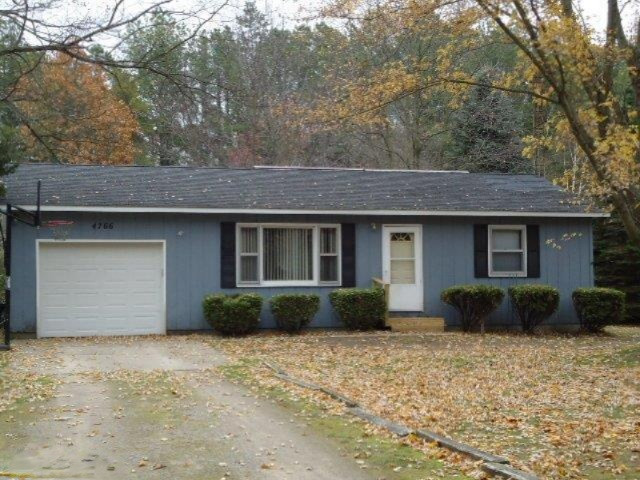 4766 Strand Road Muskegon, MI 49445 - Photo 1 of 12 Primary Photo