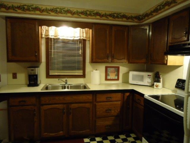 4766 Strand Road Muskegon, MI 49445 - Photo 6 of 12 Additional Photo