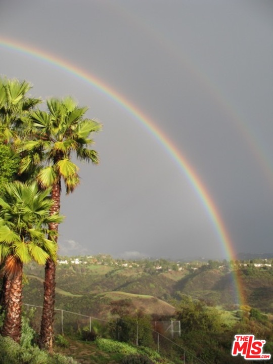 2580 Roscomare Road Los Angeles, CA 90077 - Photo 22 of 25