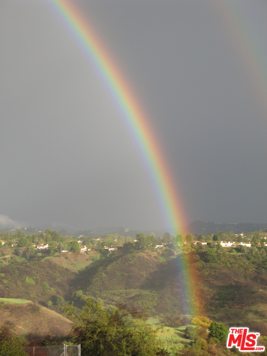 2580 Roscomare Road Los Angeles, CA 90077 - Photo 24 of 25