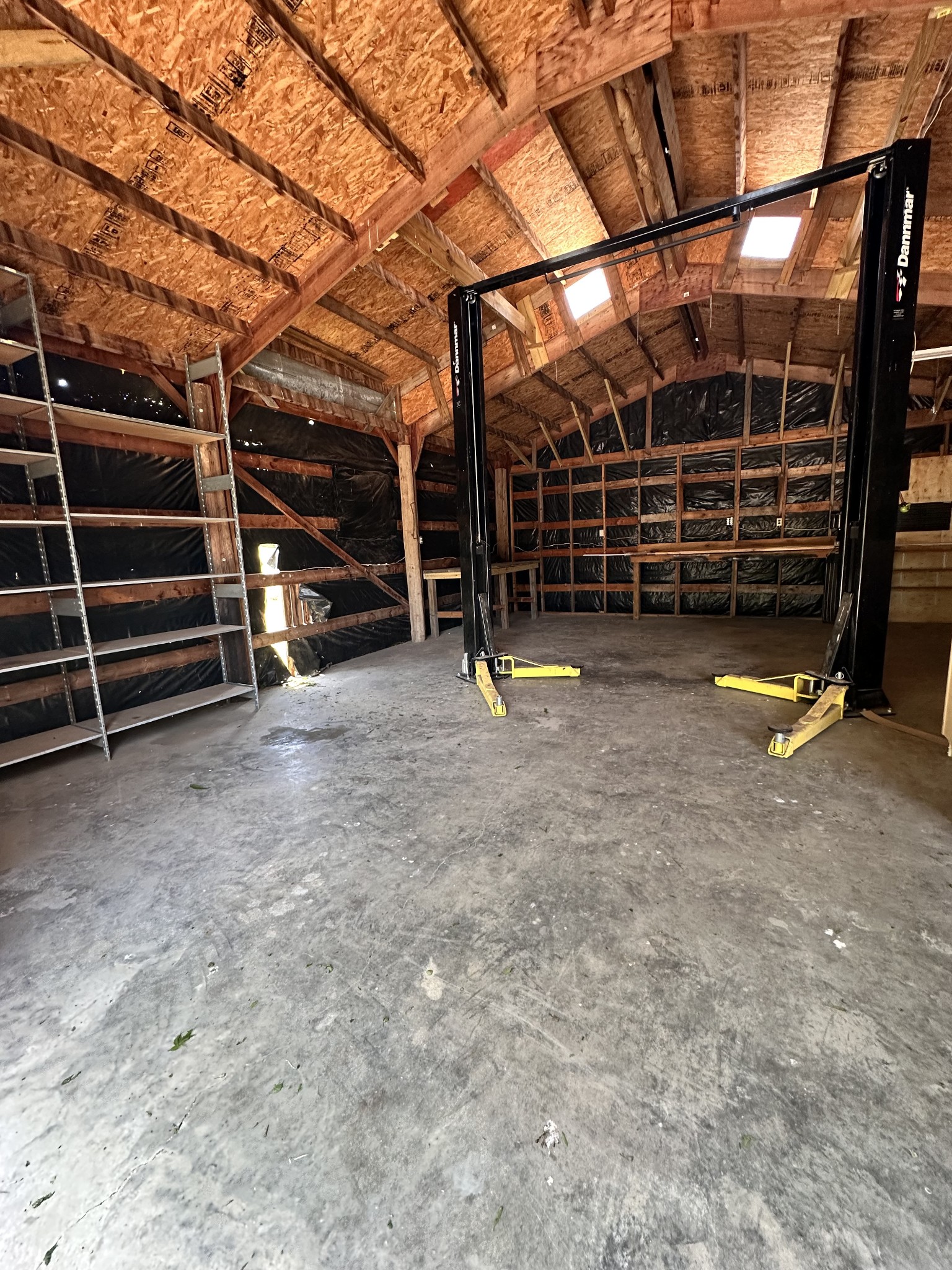7287 Pinewood Road Nunnelly, TN 37137 - Photo 8 of 18 a view of a room with gym equipment