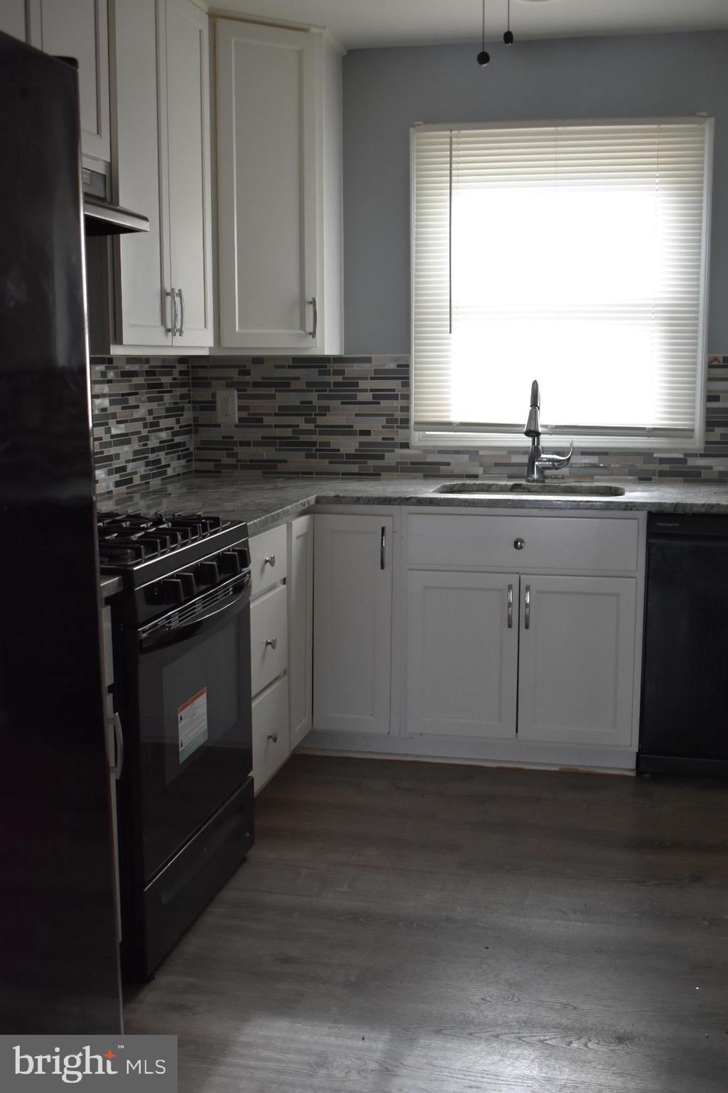 8411 Billson Road Randallstown, MD 21133 - Photo 4 of 11 Kitchen view