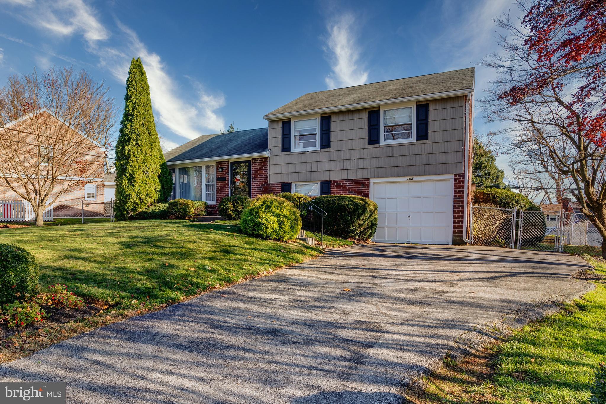 105 Longview Drive Springfield, PA 19064 - Photo 3 of 36