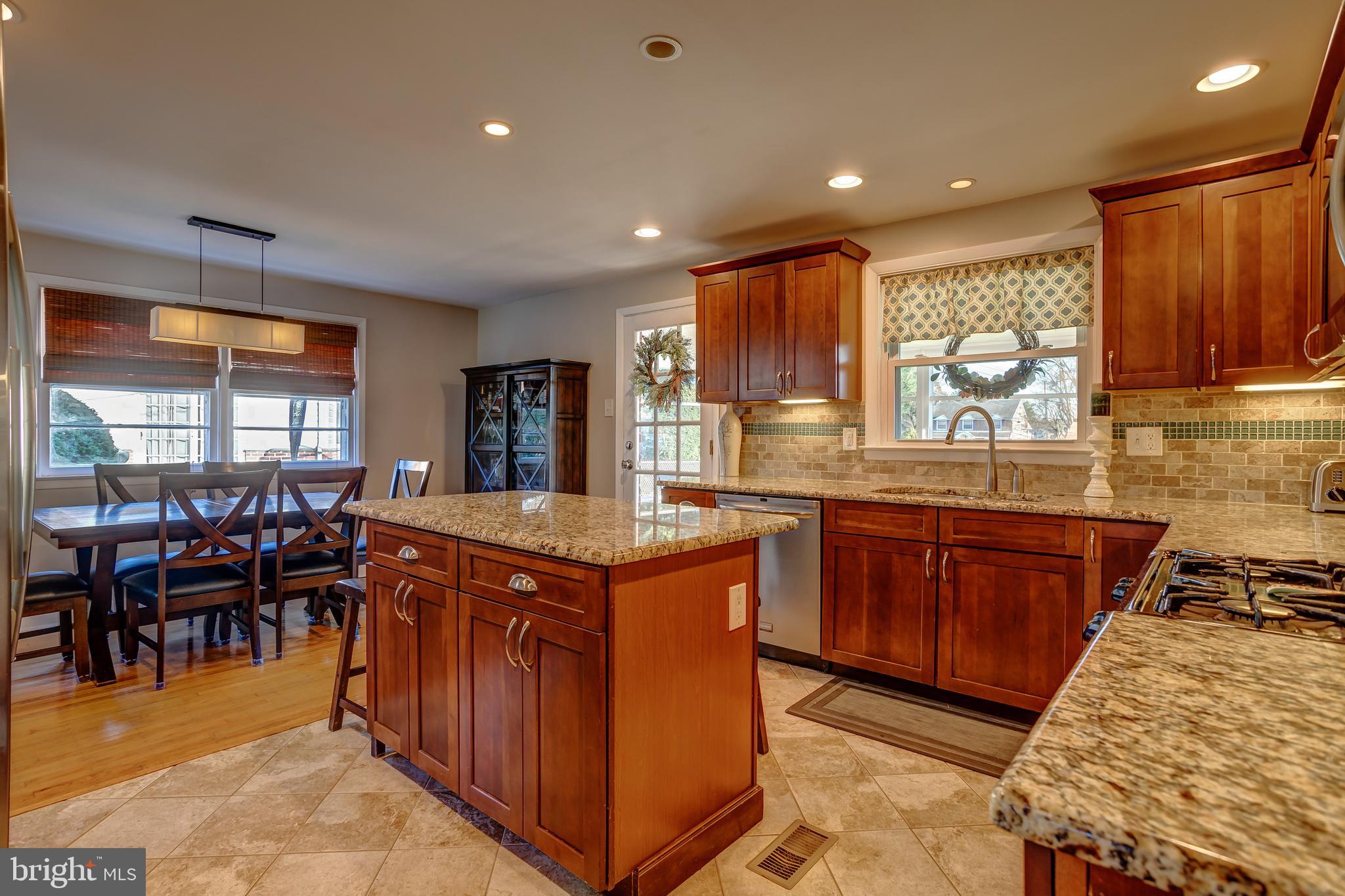 105 Longview Drive Springfield, PA 19064 - Photo 10 of 36