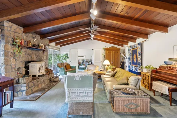 $2,295,000 | 188 Martinez Road, Woodside, CA 94062